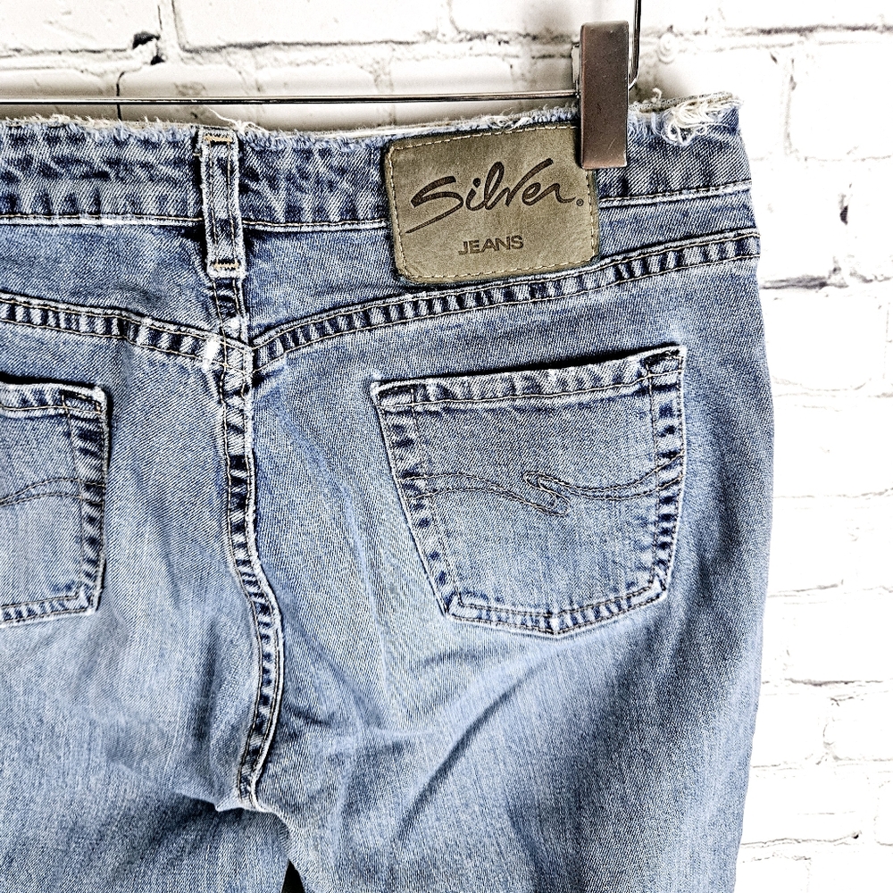 SILVER | Y2K vintage distressed pintuck seam flare leg jeans